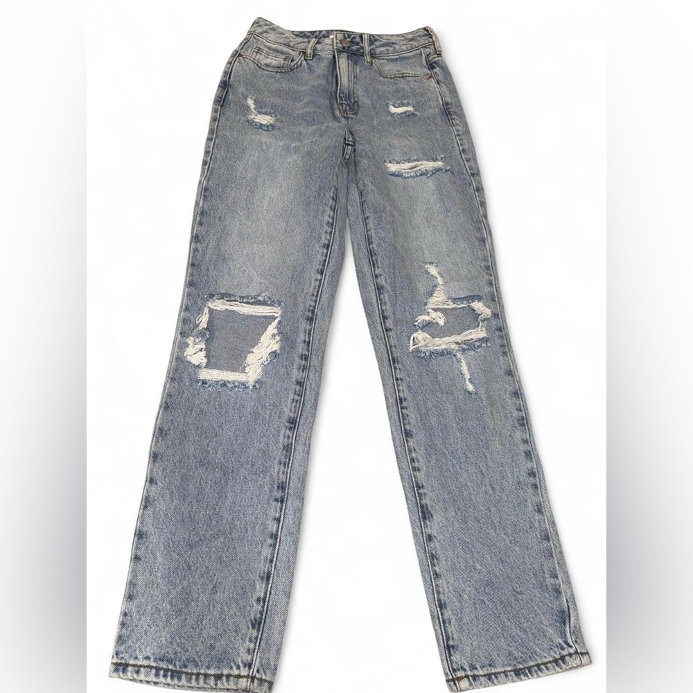 PacSun Lightwash Distressed Mom Jeans